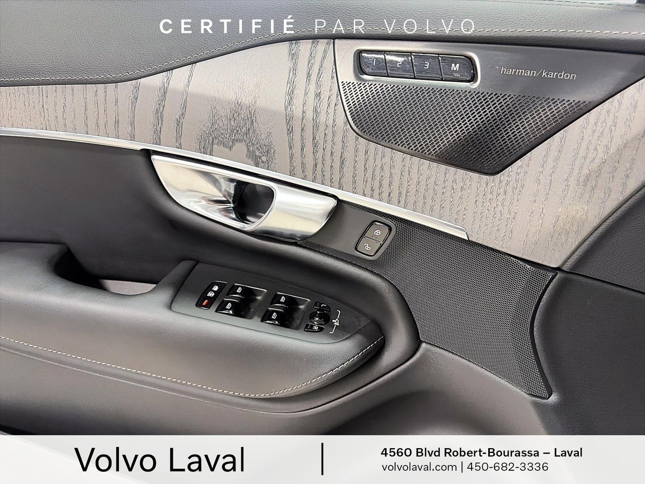 2025 Volvo XC90 Plug-In Hybrid - Image 17