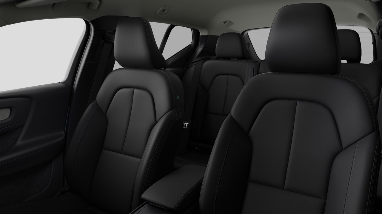 2026 Volvo XC40 - Image 12