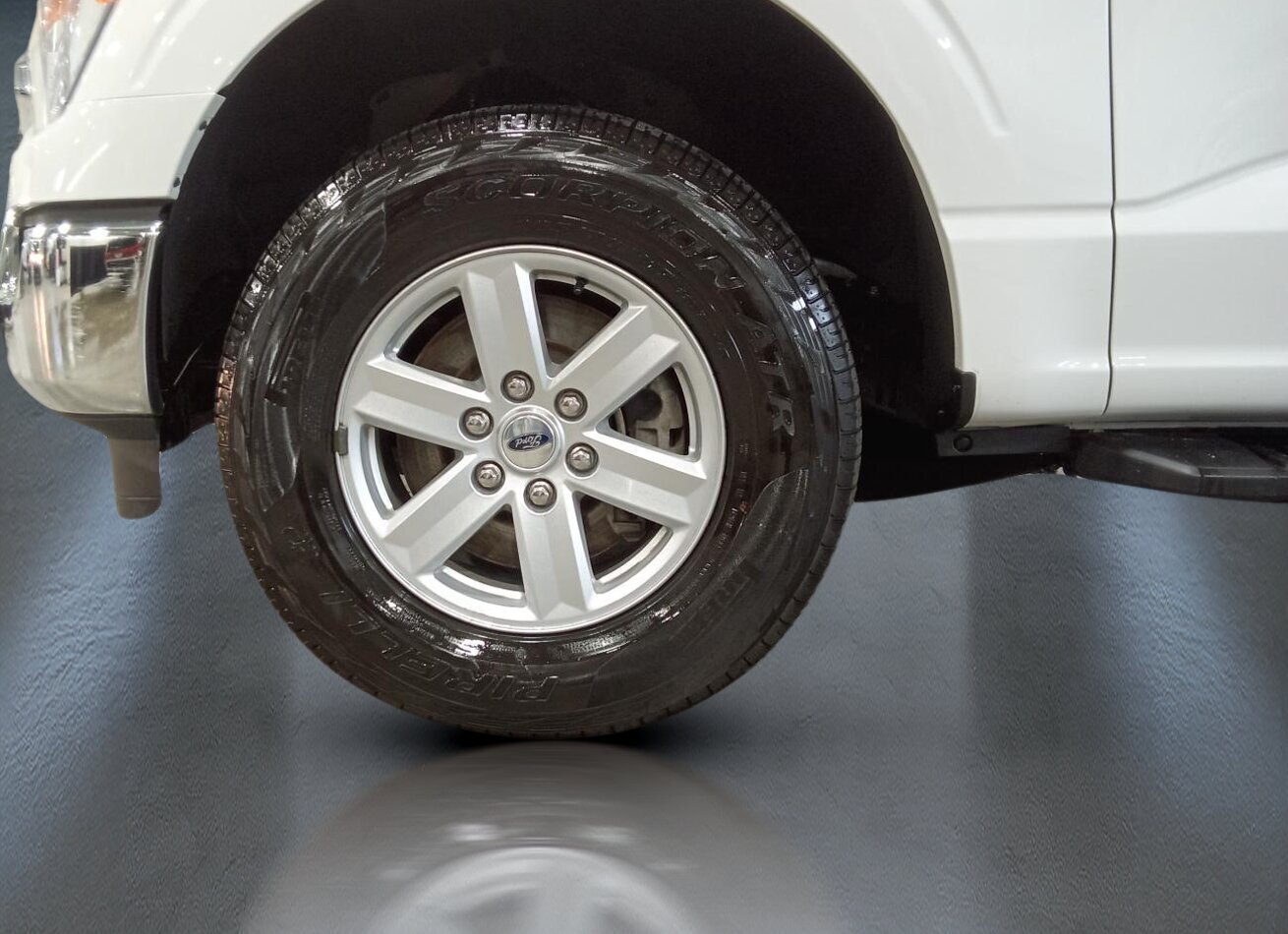 2022 Ford F-150 - Image 10
