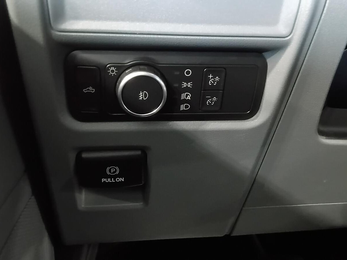 2022 Ford F-150 - Image 15