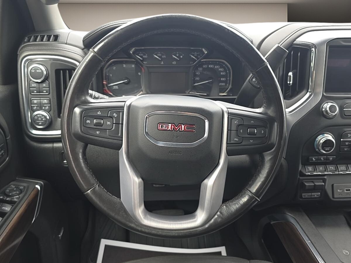 2022 GMC Sierra 2500 HD - Image 15