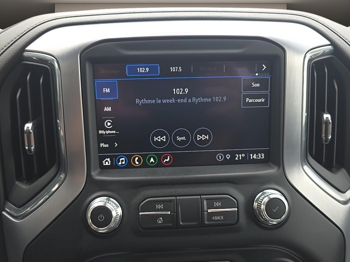 2022 GMC Sierra 2500 HD - Image 17