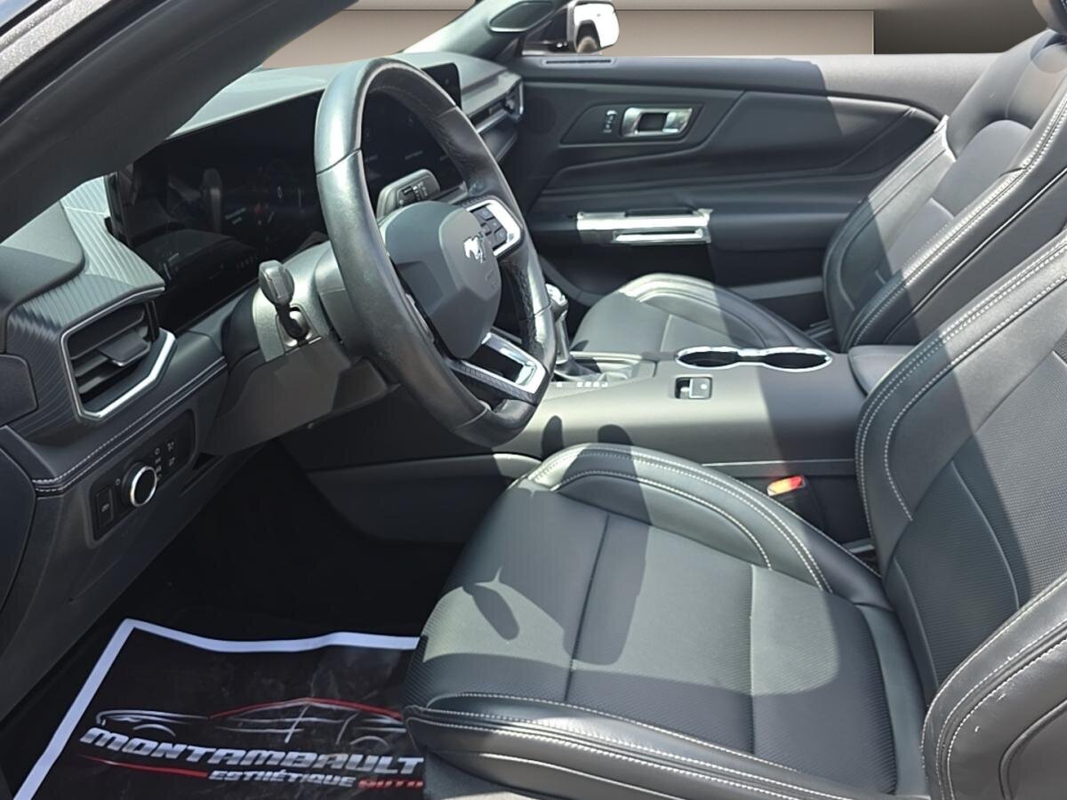 2025 Ford Mustang - Image 5