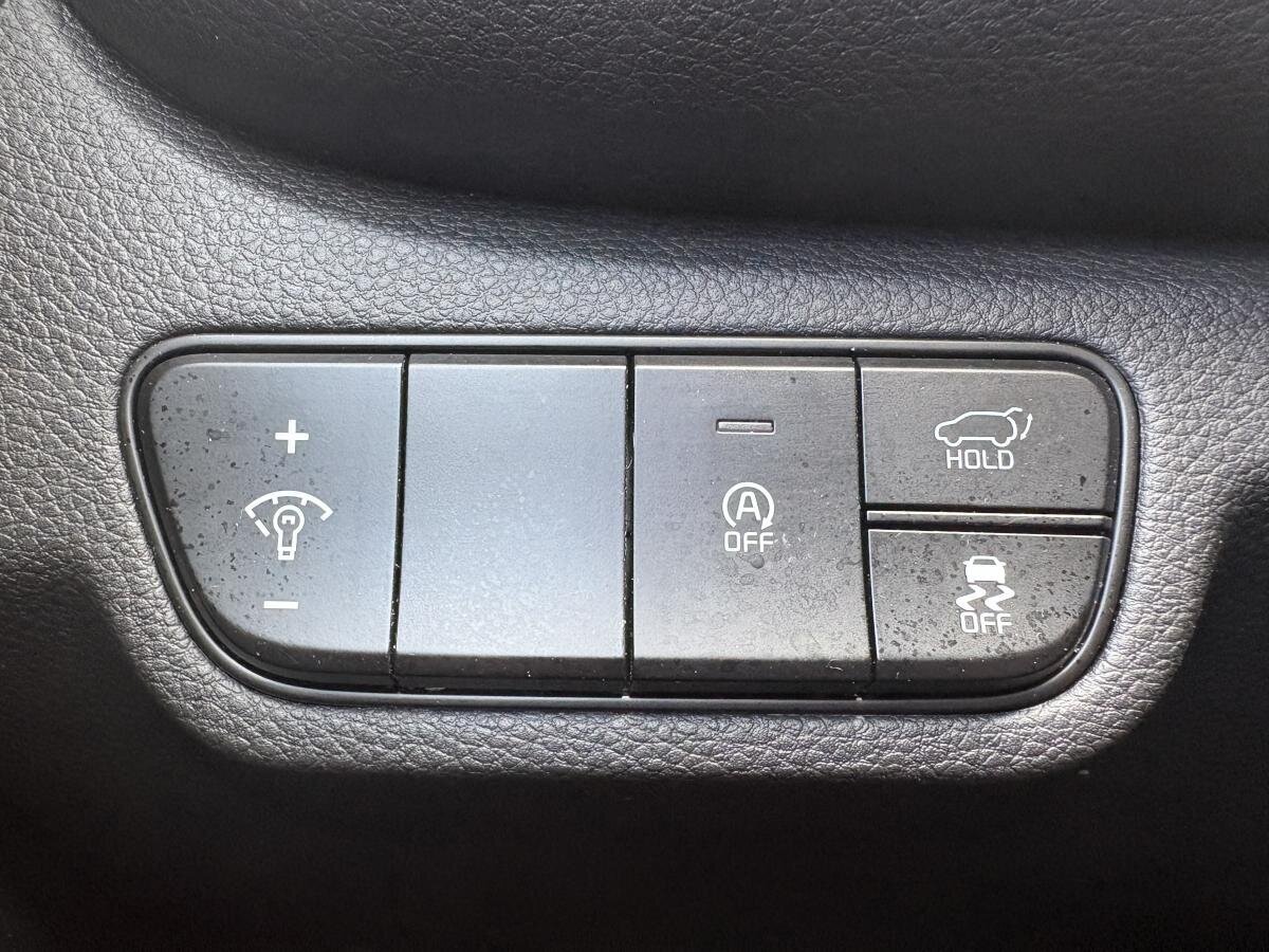 2024 Kia Seltos - Image 23