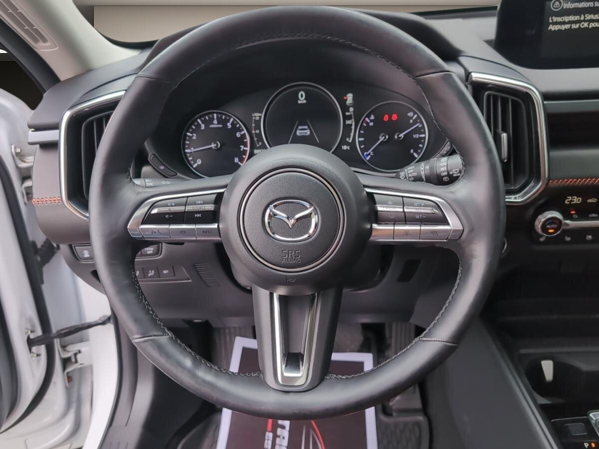 2023 Mazda CX-50 - Image 15