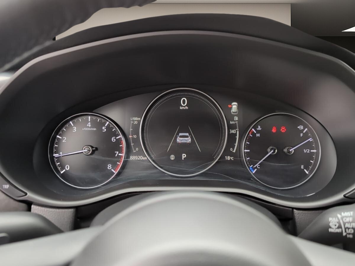 2023 Mazda CX-50 - Image 16