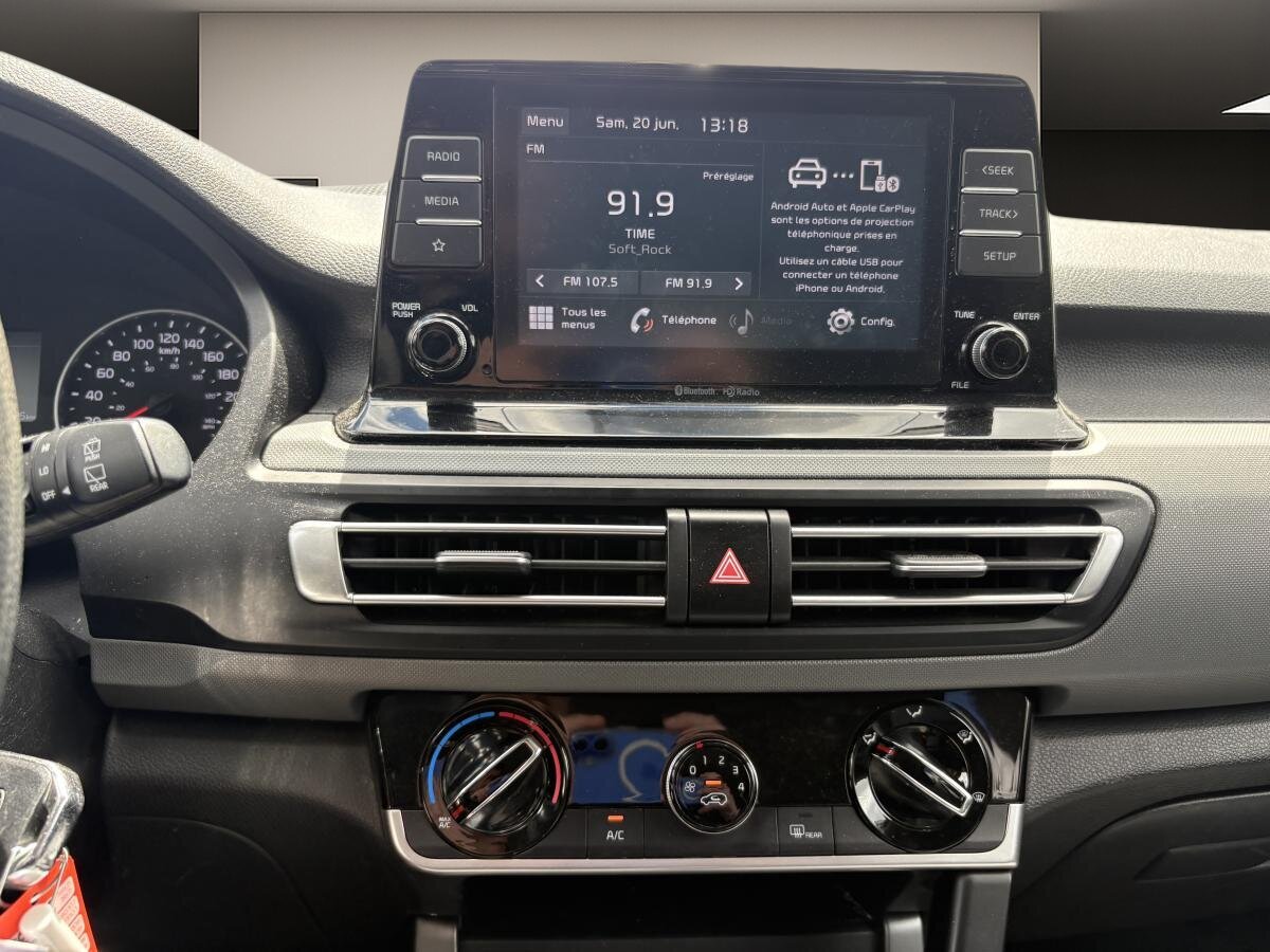 2021 Kia Seltos - Image 14