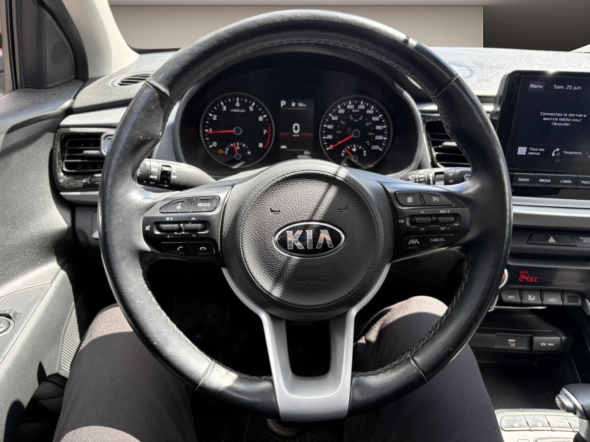 2021 Kia Rio5 - Image 11
