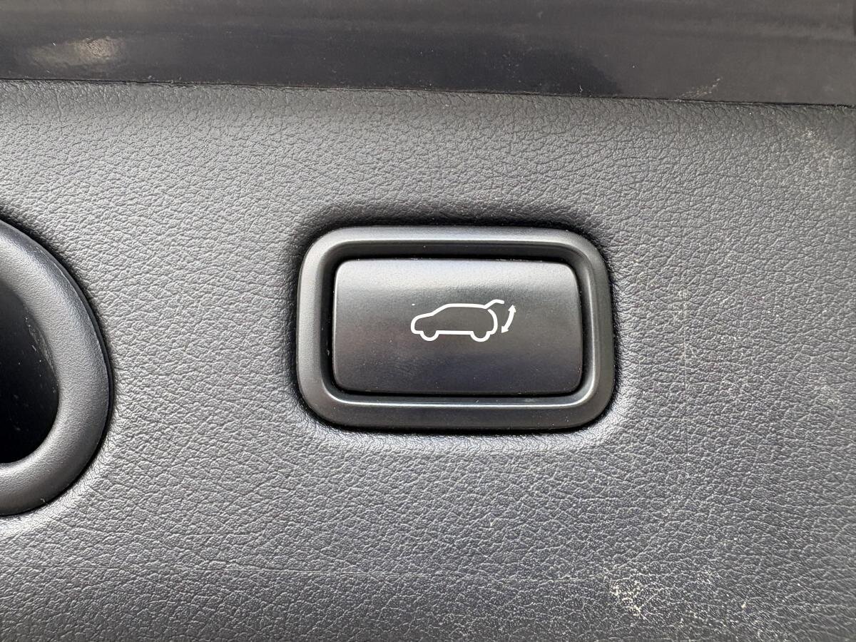 2020 Kia Sportage - Image 22
