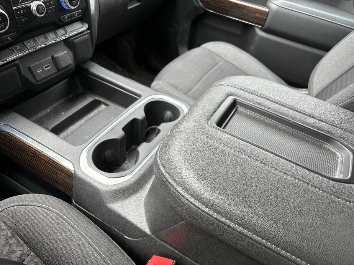 2022 GMC 1500 - Image 17