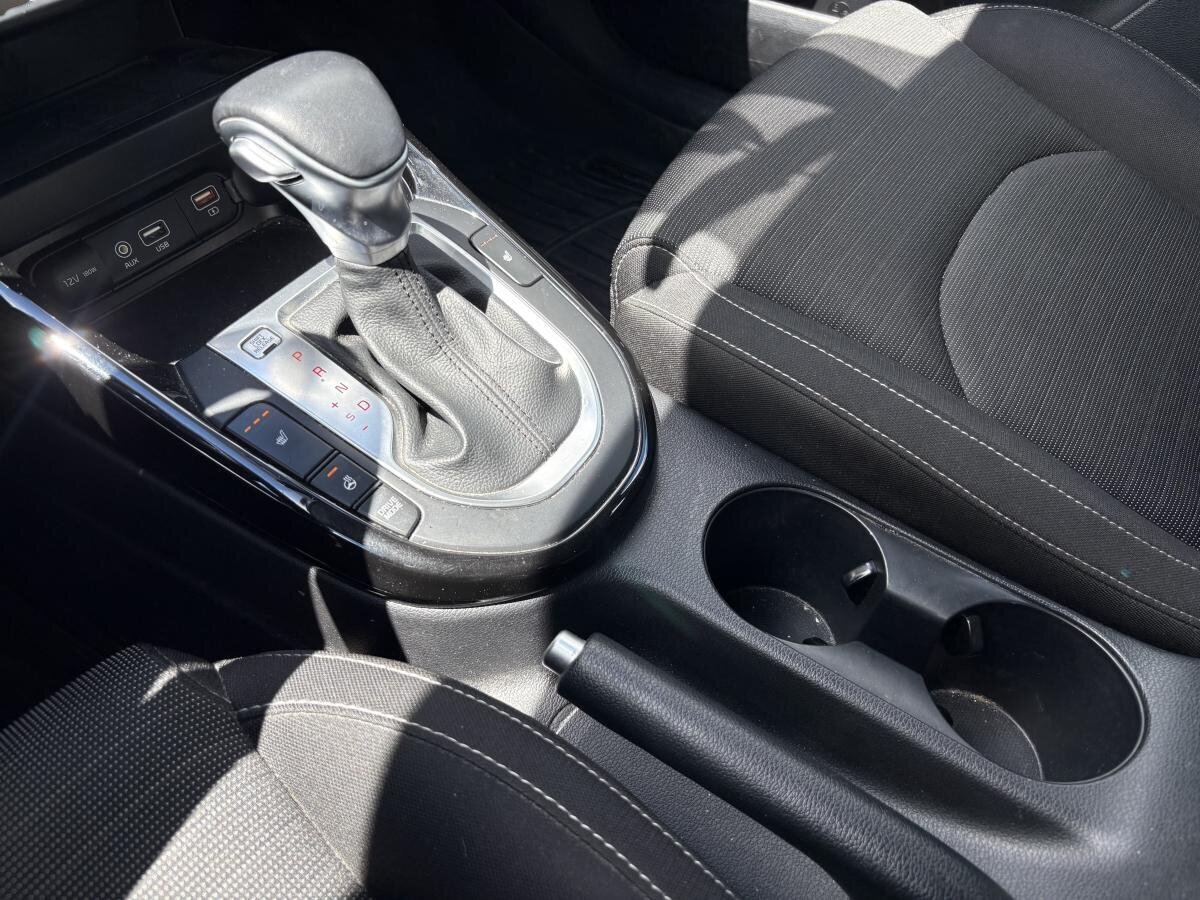 2020 Kia Forte - Image 17