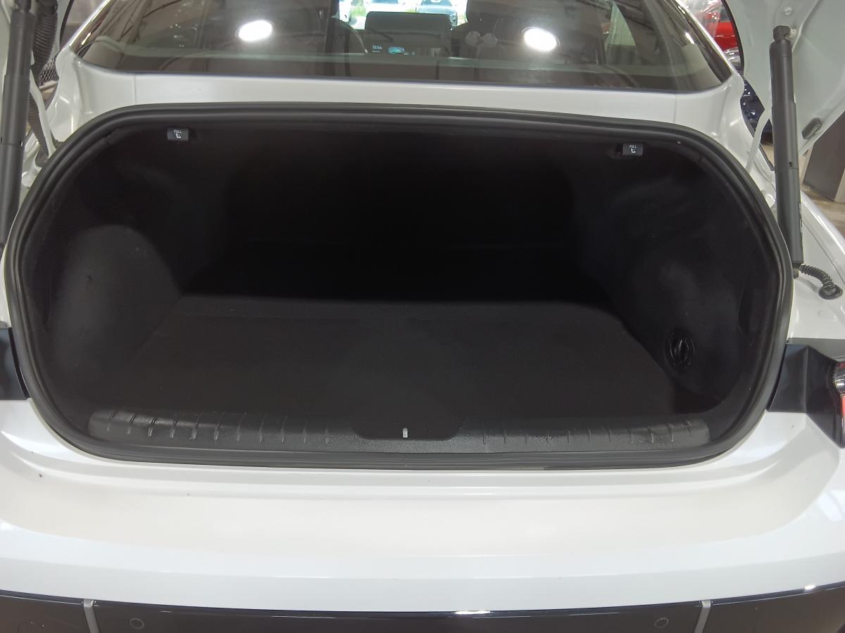 2024 Hyundai IONIQ 6 - Image 24
