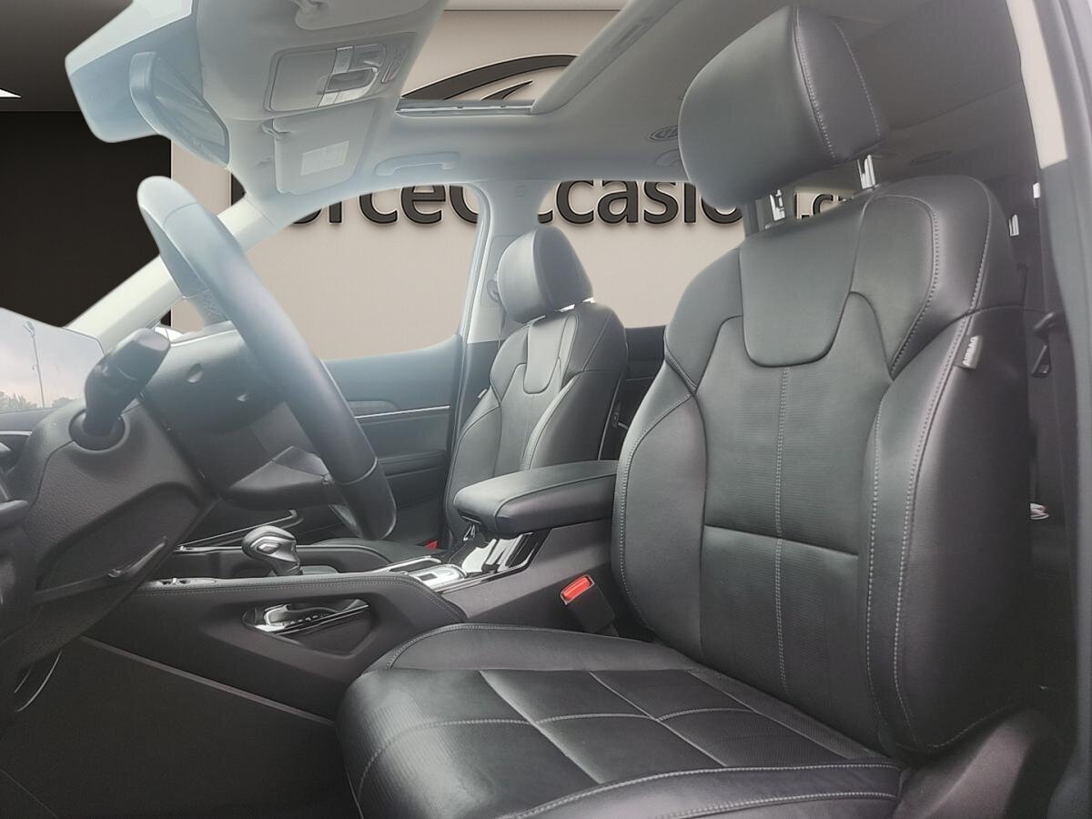 2023 Kia Telluride - Image 8