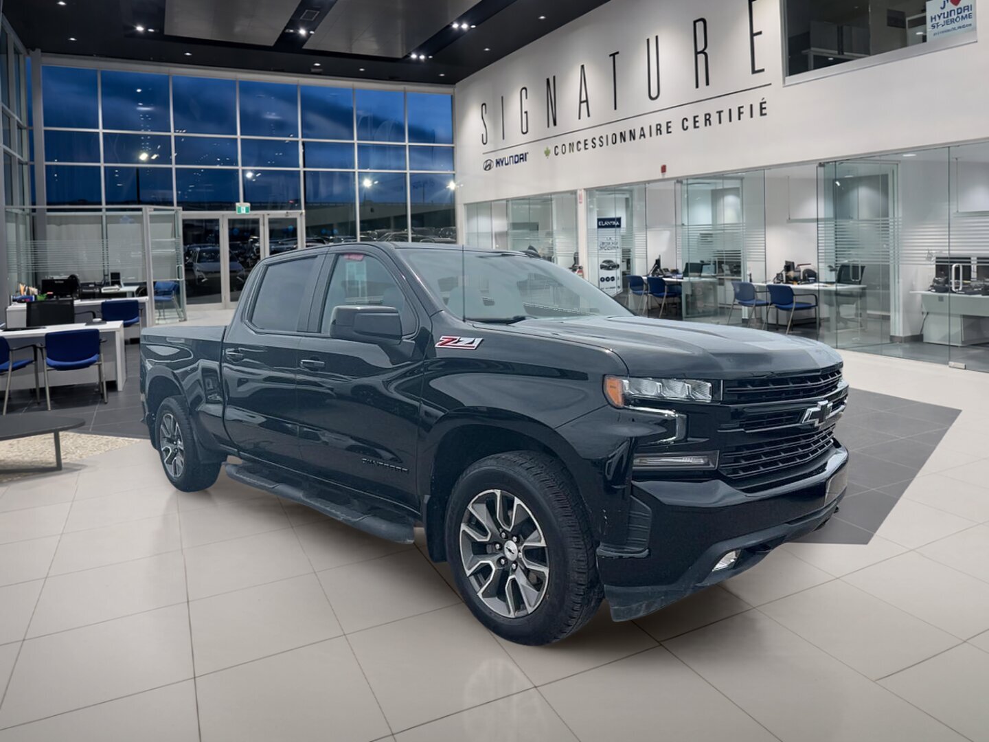 2021 Chevrolet Silverado 1500 - Image 3
