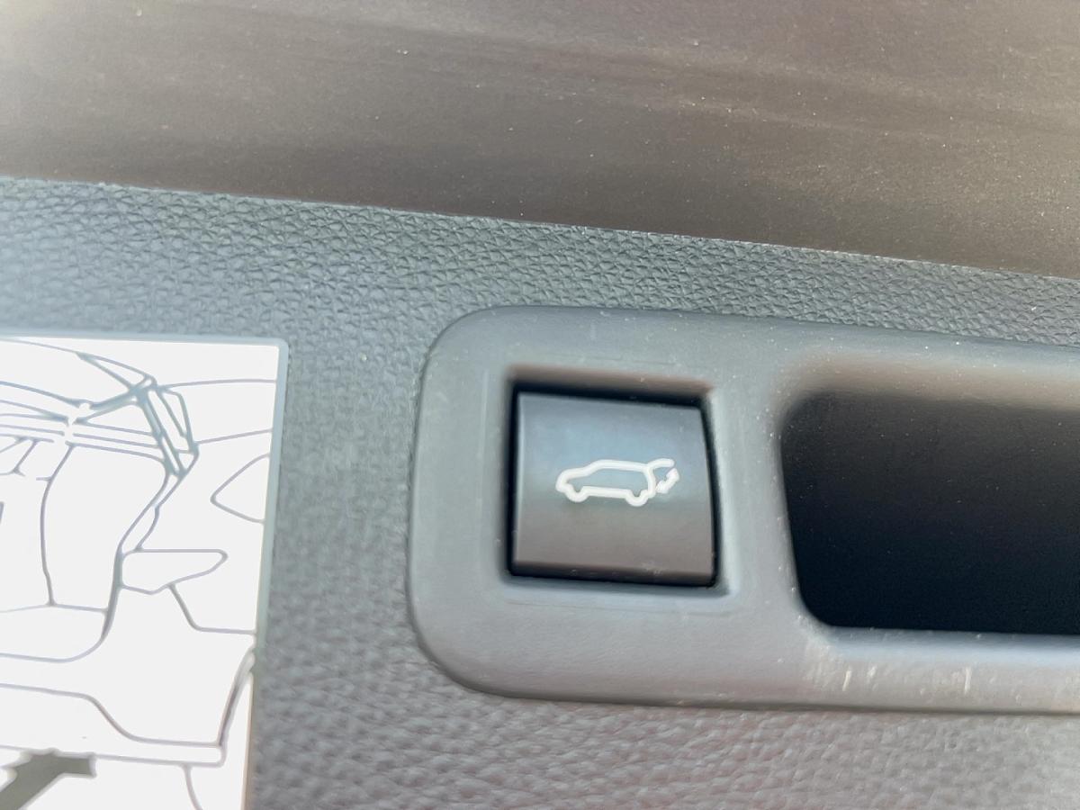 2021 Toyota Highlander - Image 22