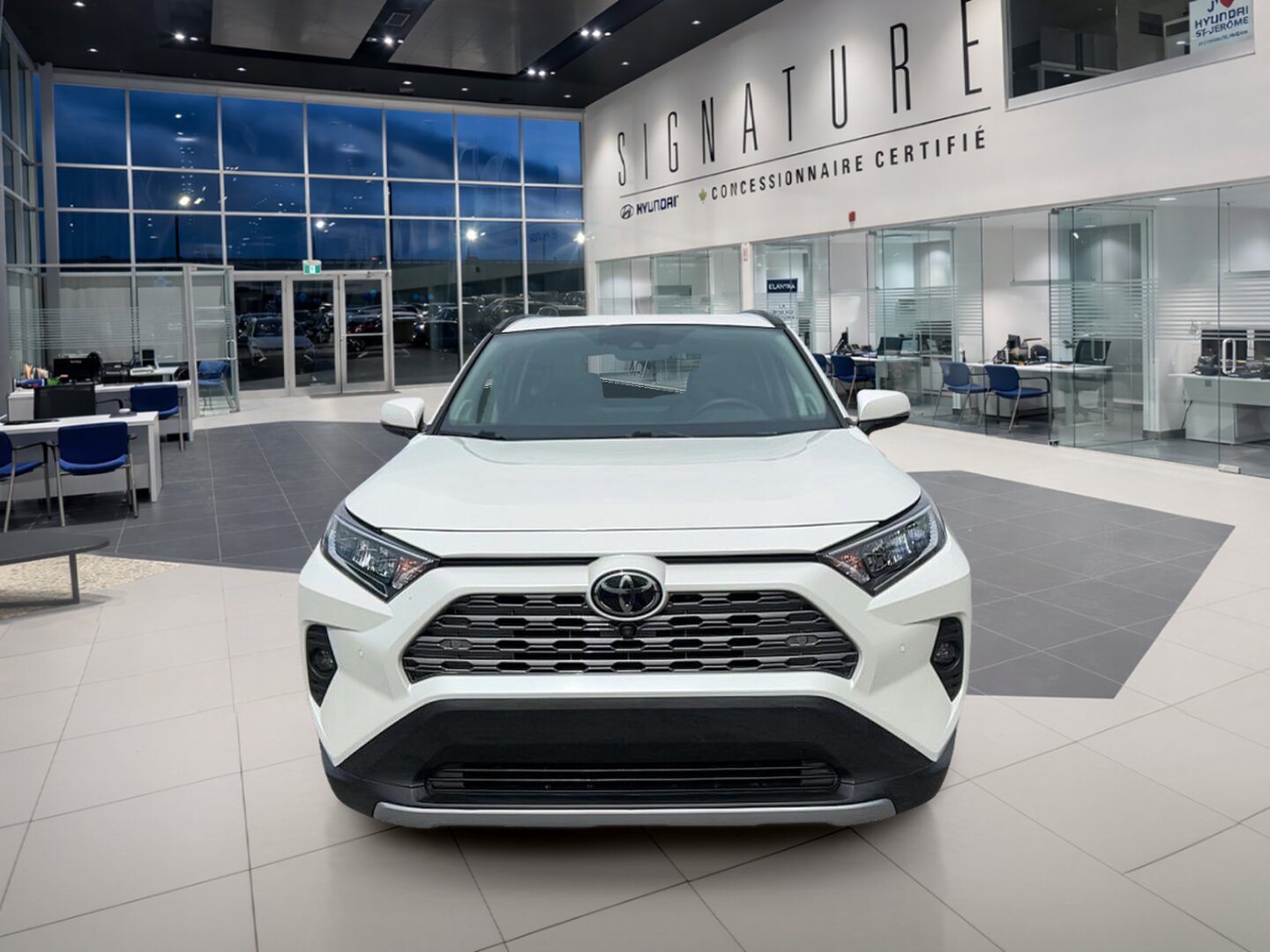 2021 Toyota RAV4 - Image 2