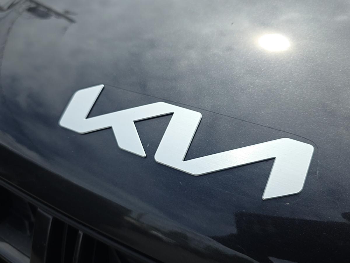 2024 Kia Carnival - Image 11