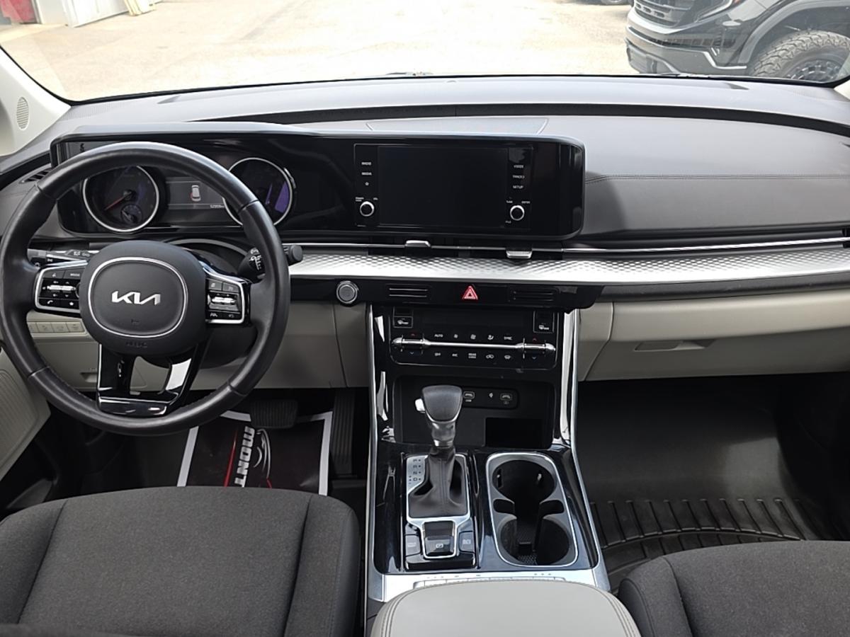 2024 Kia Carnival - Image 21