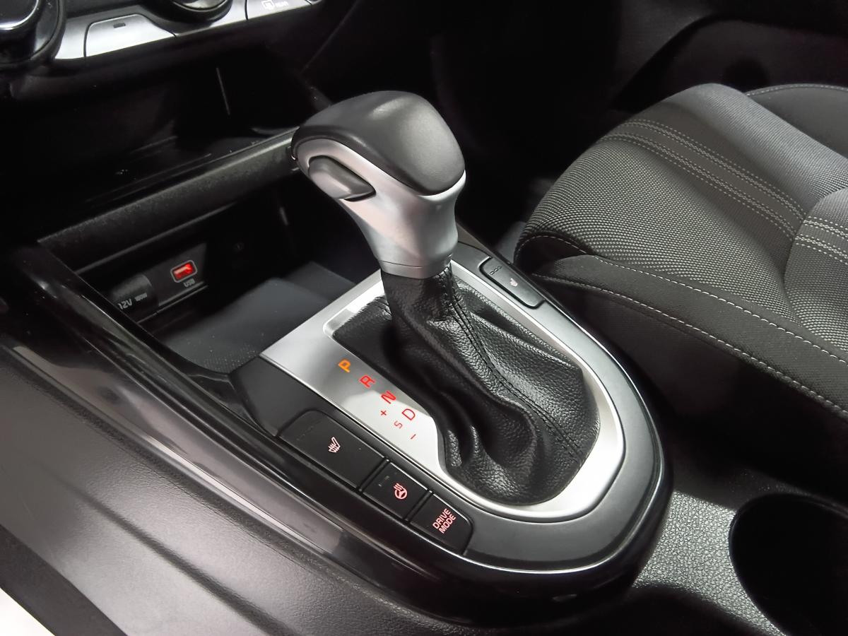 2023 Kia Forte - Image 20