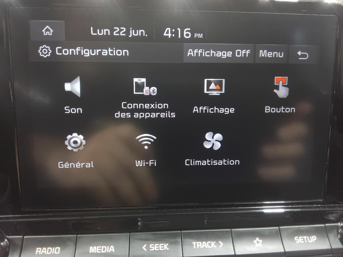 2023 Kia Forte - Image 36