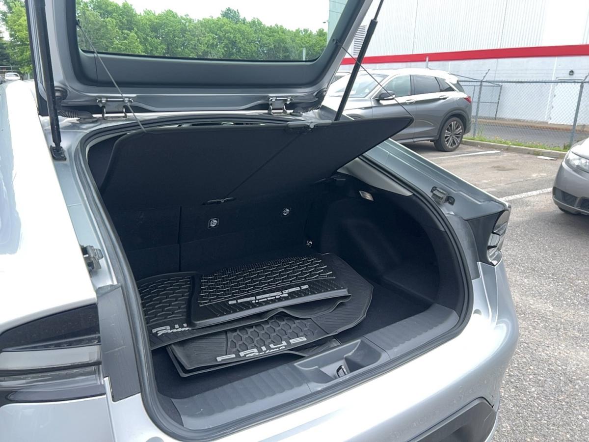 2024 Toyota Prius Prime - Image 8