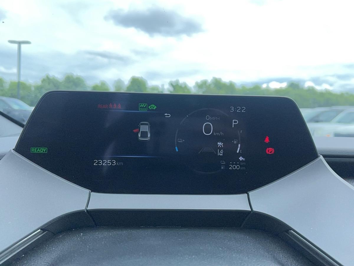 2024 Toyota Prius Prime - Image 18