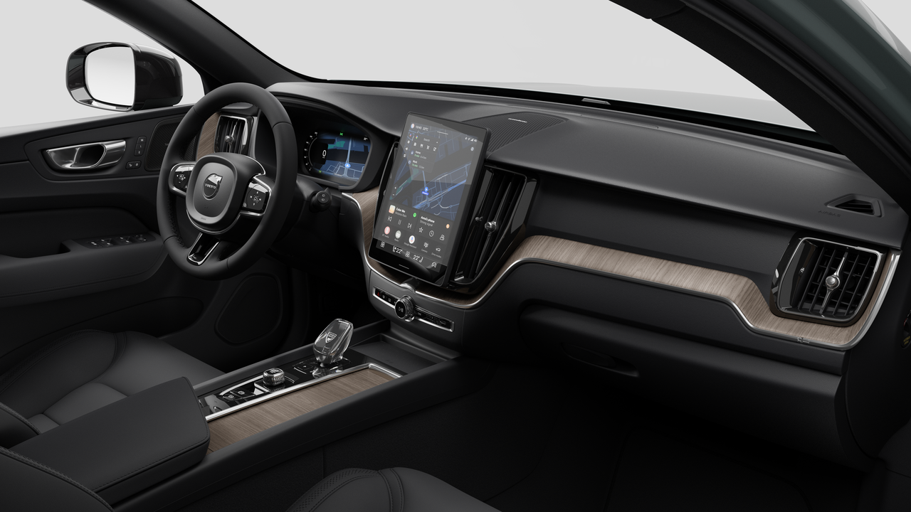 2026 Volvo XC60 Plug-In Hybrid - Image 10