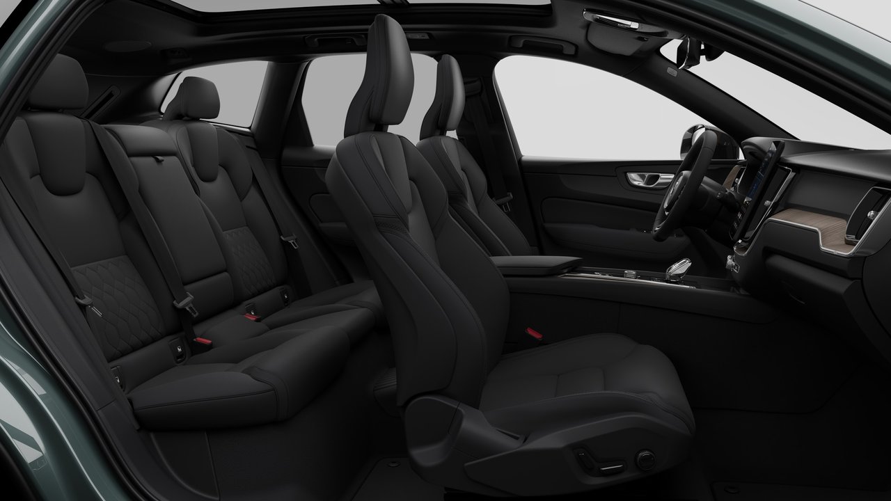 2026 Volvo XC60 Plug-In Hybrid - Image 13