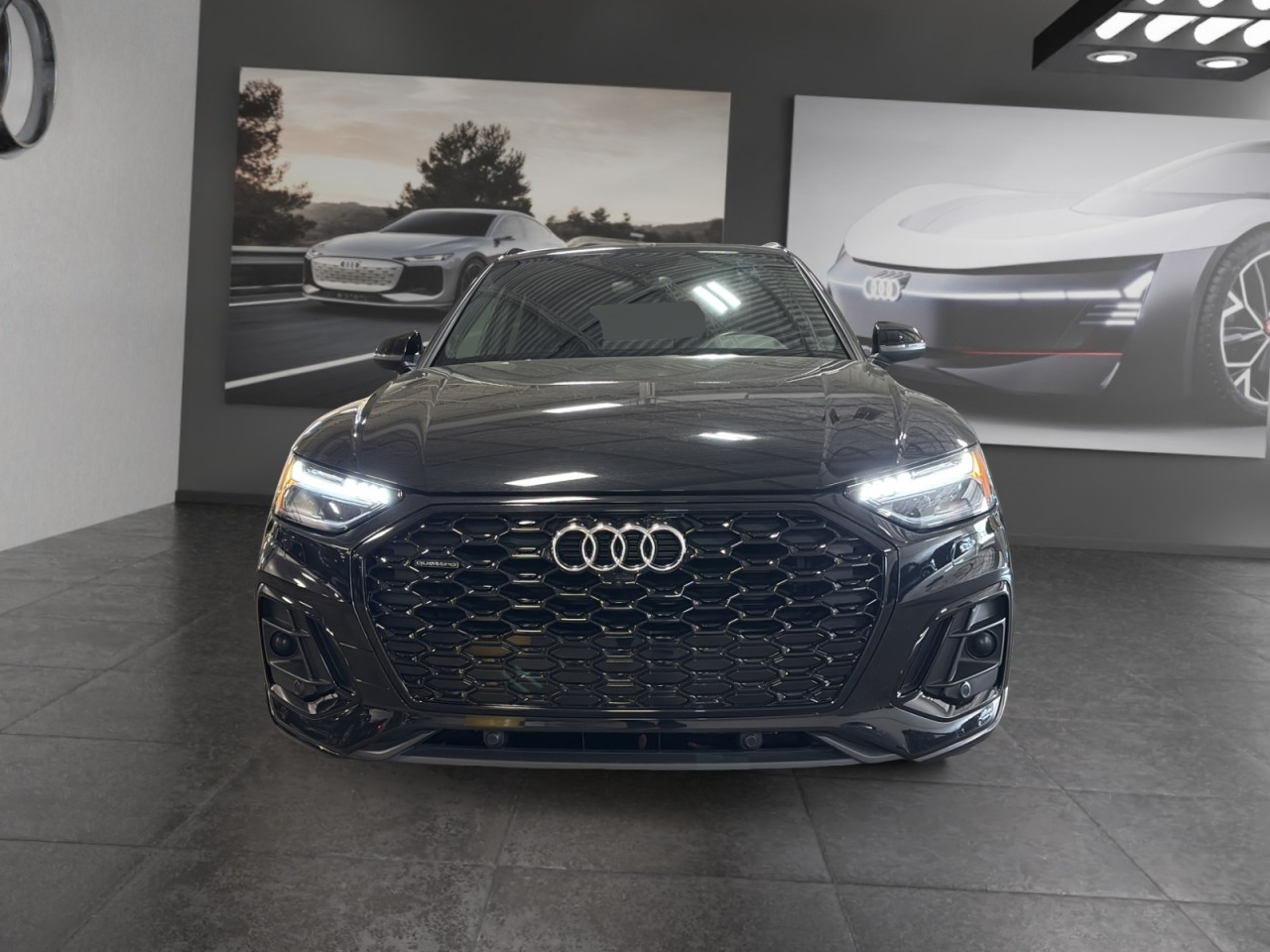 2023 Audi Q5 Sportback - Image 2