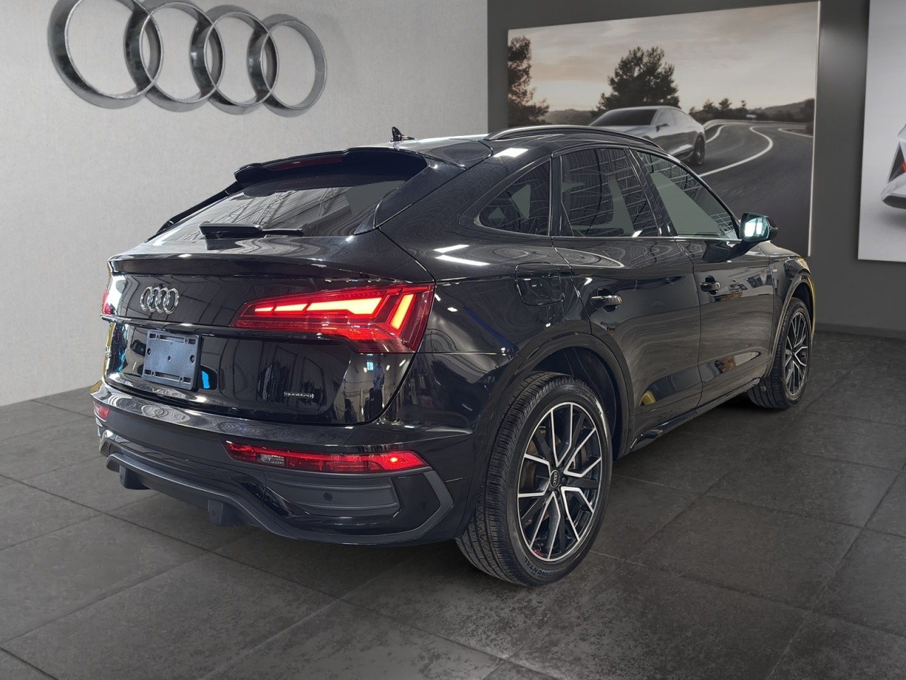 2023 Audi Q5 Sportback - Image 5