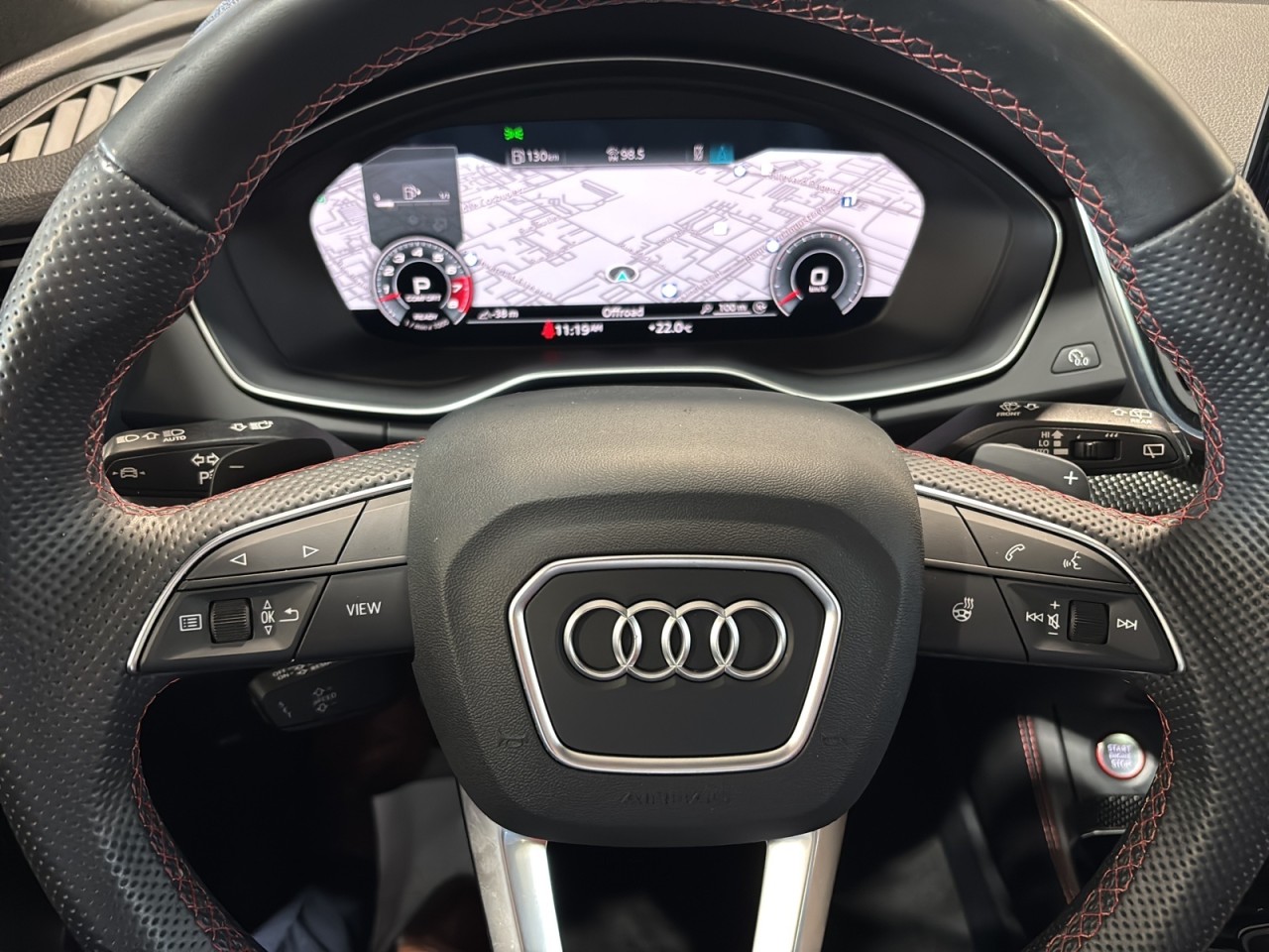2022 Audi SQ5 - Image 13