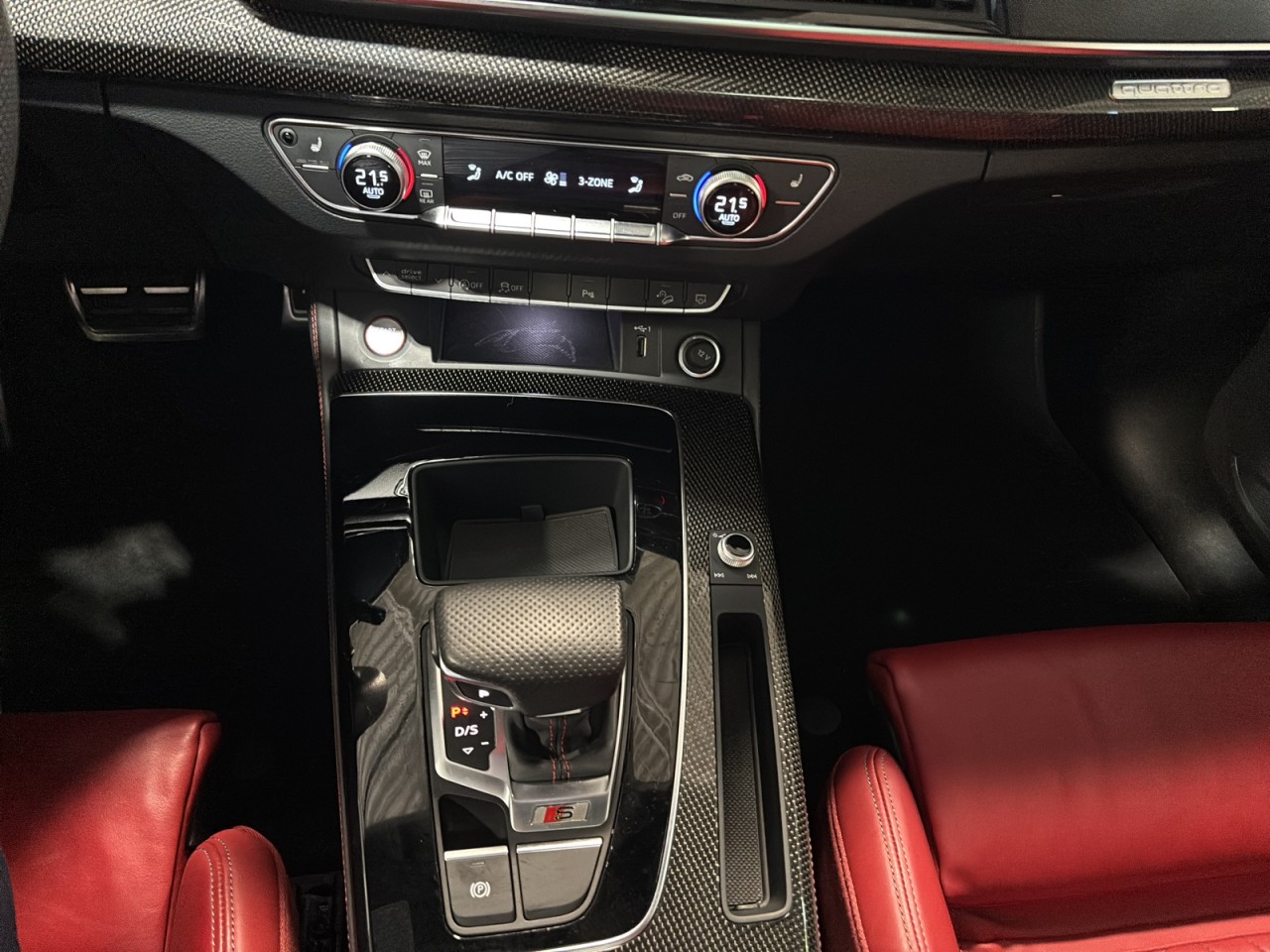 2022 Audi SQ5 - Image 15
