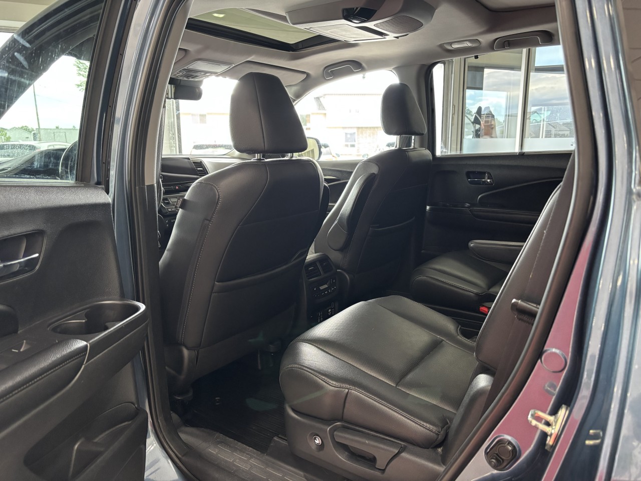 2020 Honda Pilot - Image 10