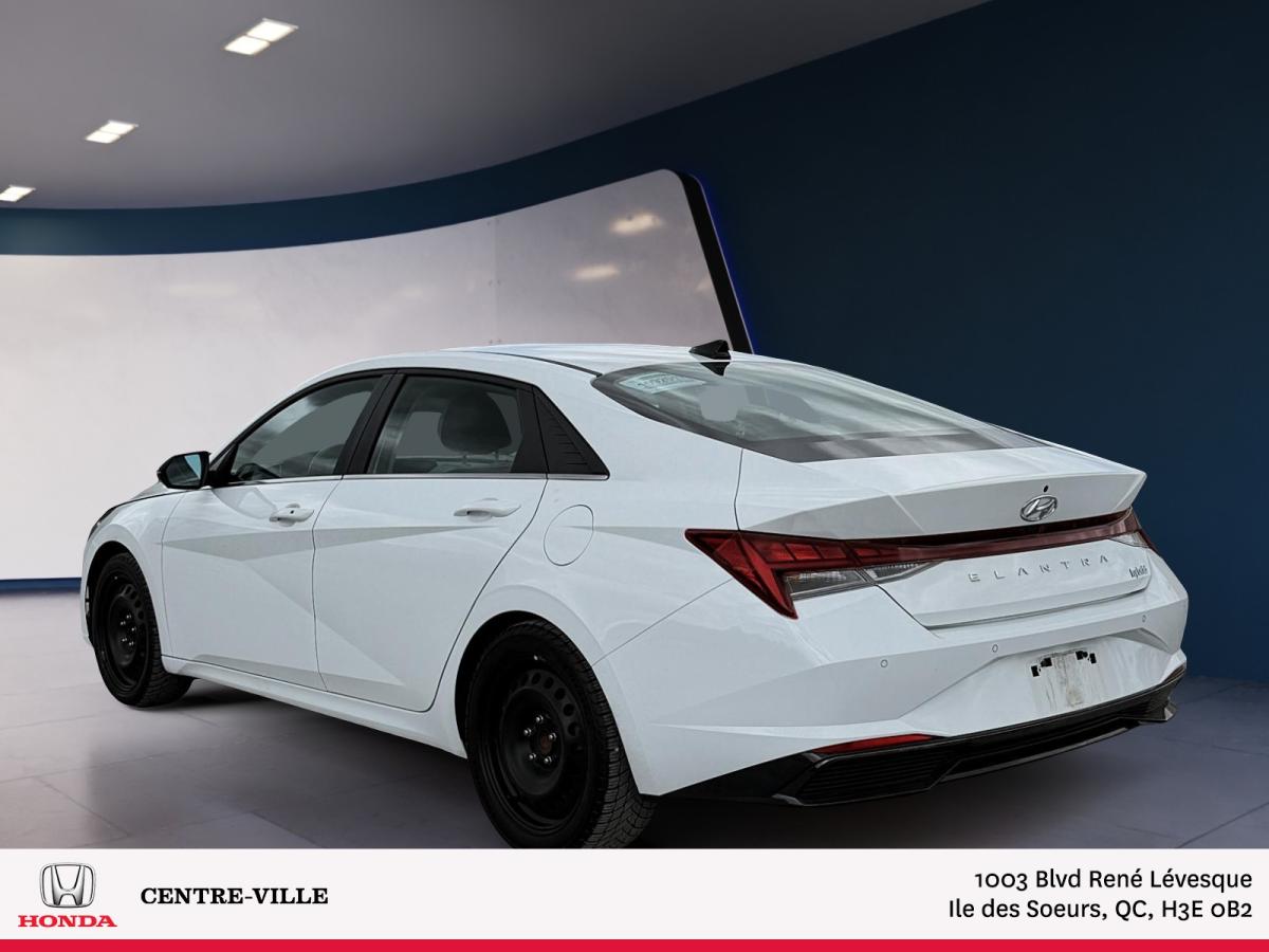 2023 Hyundai Elantra Hybrid - Image 4