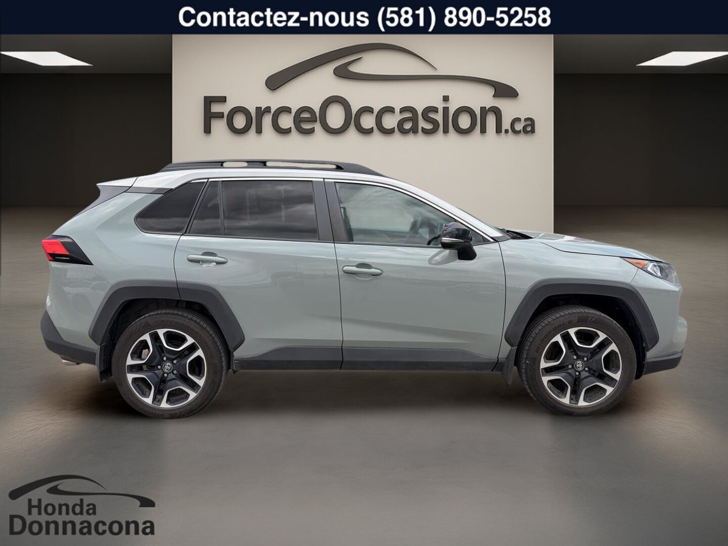 2019 Toyota RAV4 - Image 6