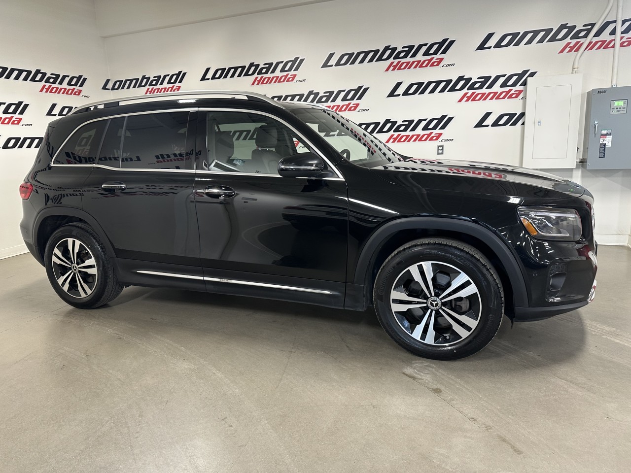 2024 Mercedes-Benz GLB - Image 7