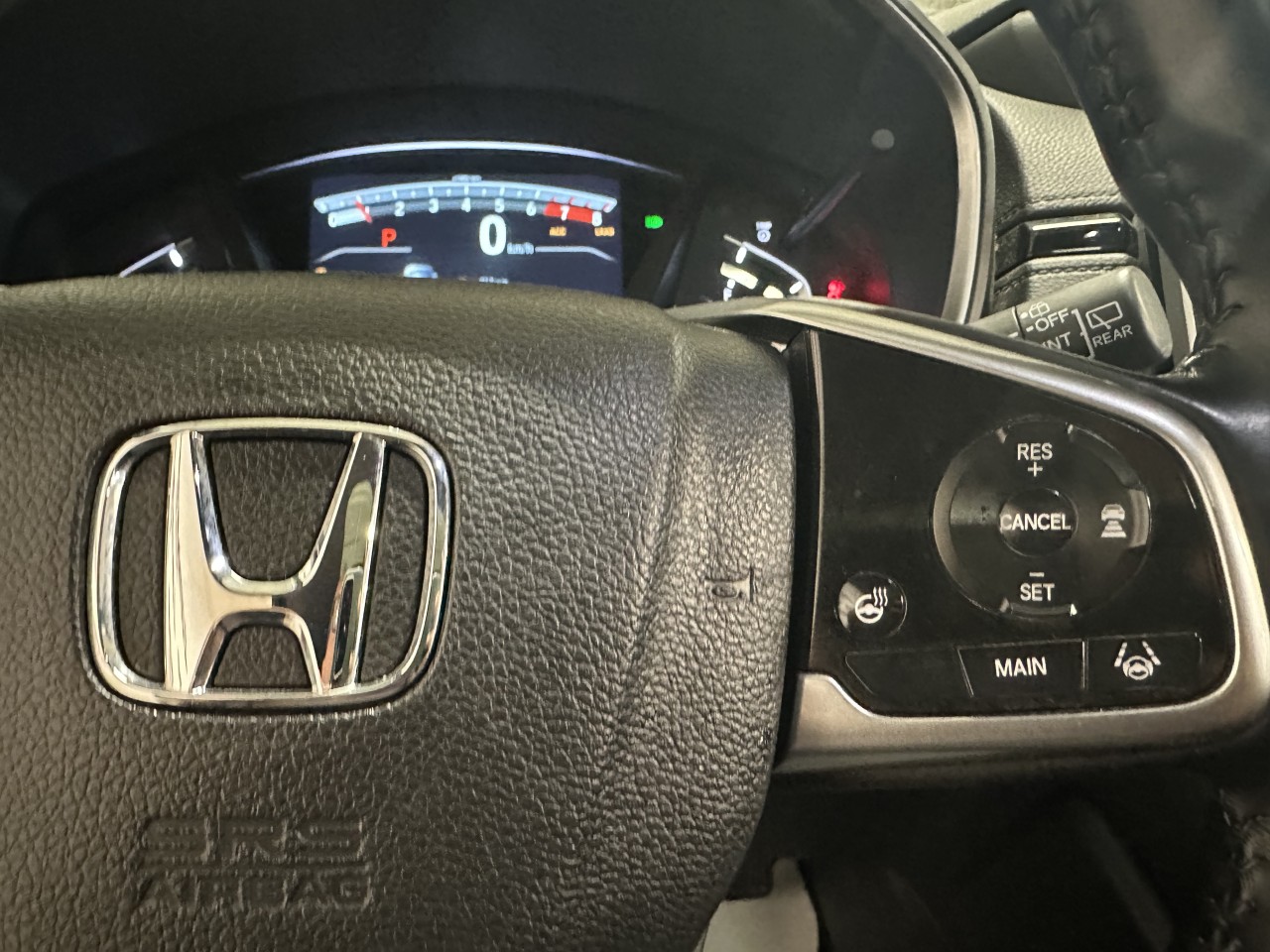 2018 Honda CR-V - Image 17