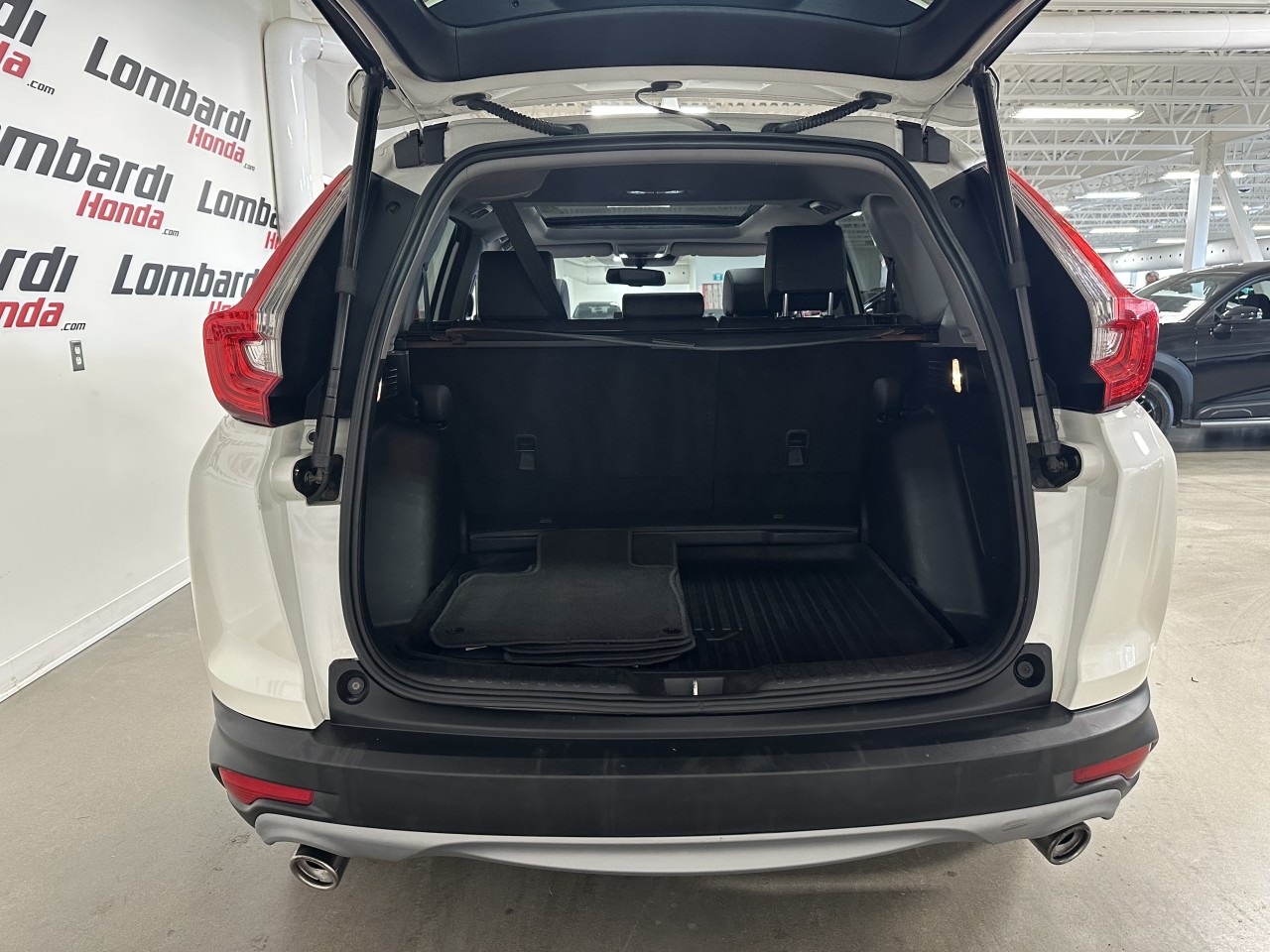 2018 Honda CR-V - Image 23