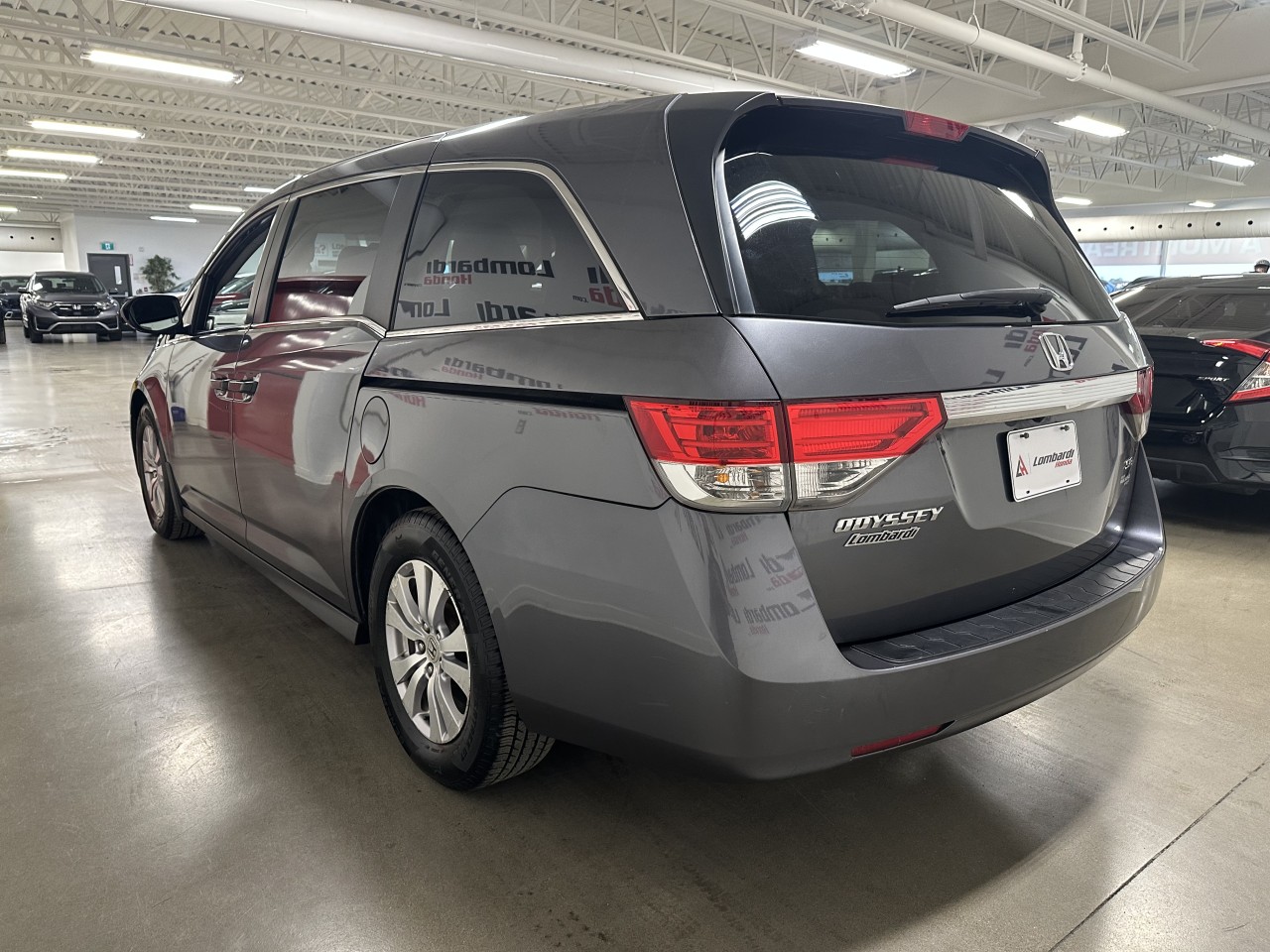 2016 Honda Odyssey - Image 11