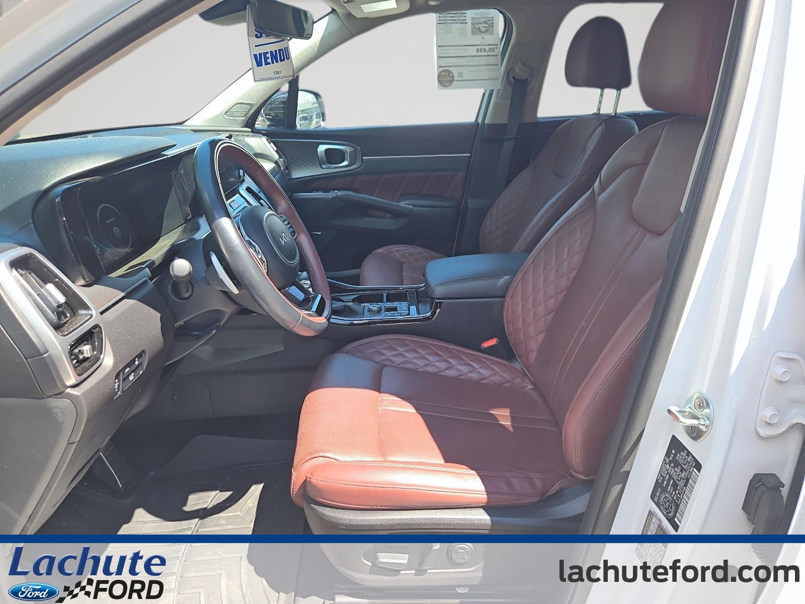 2022 Kia Sorento - Image 9