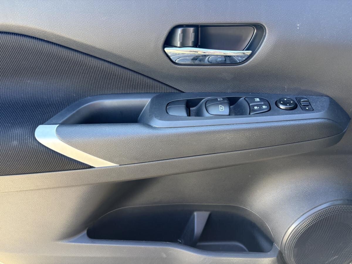 2022 Nissan Kicks - Image 18