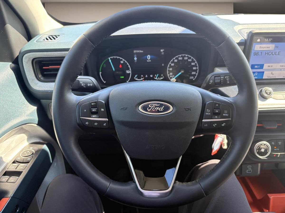 2024 Ford Maverick Hybrid - Image 13