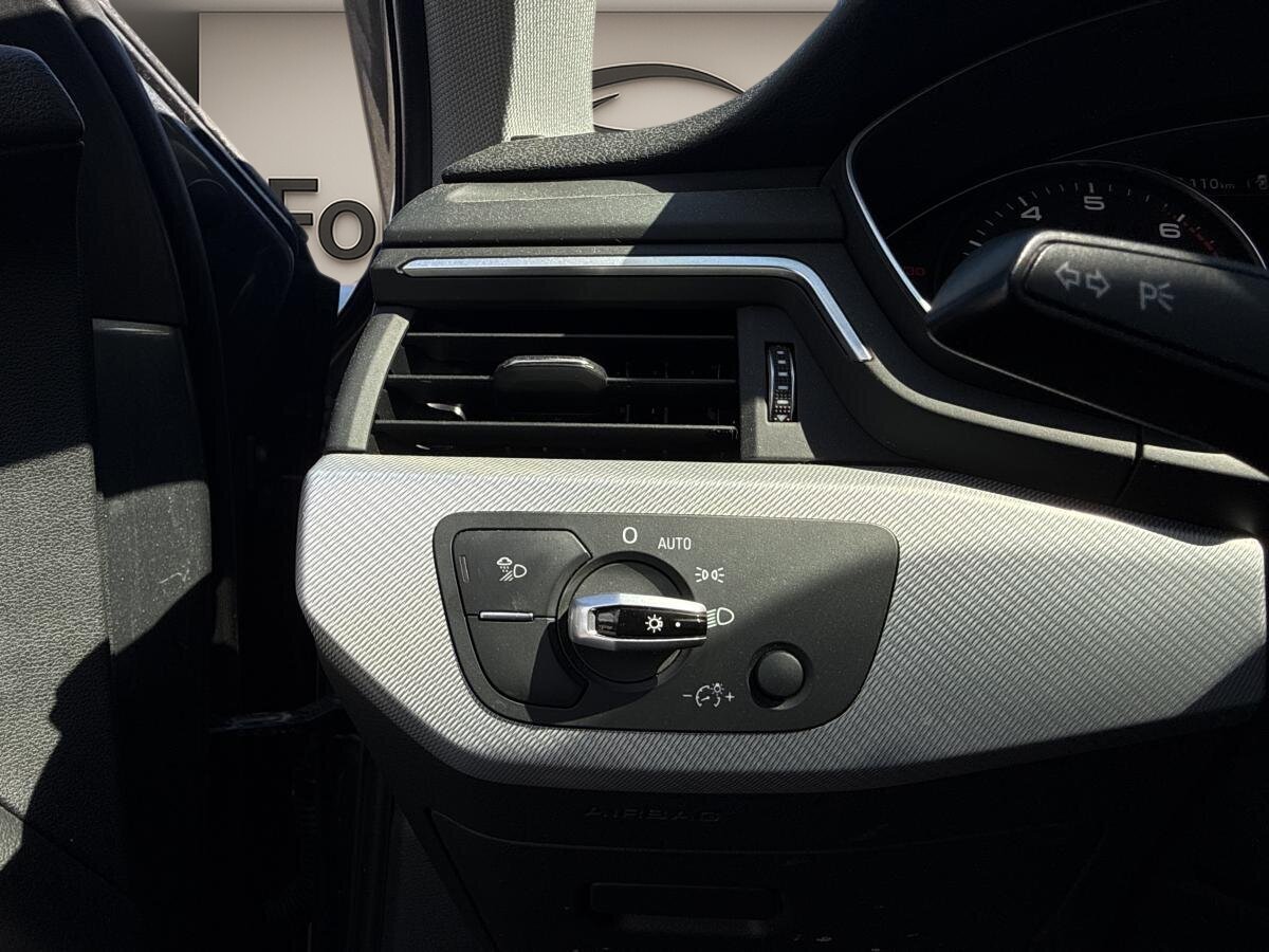 2018 Audi A4 - Image 23