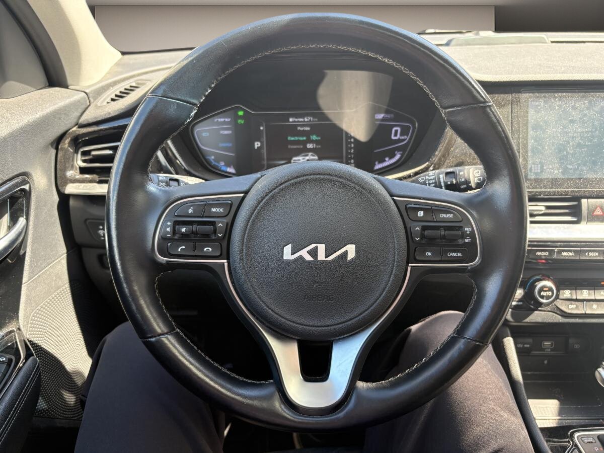 2022 Kia Niro PHEV - Image 11