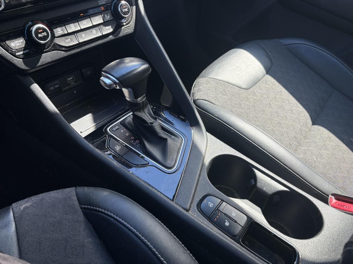 2022 Kia Niro PHEV - Image 14