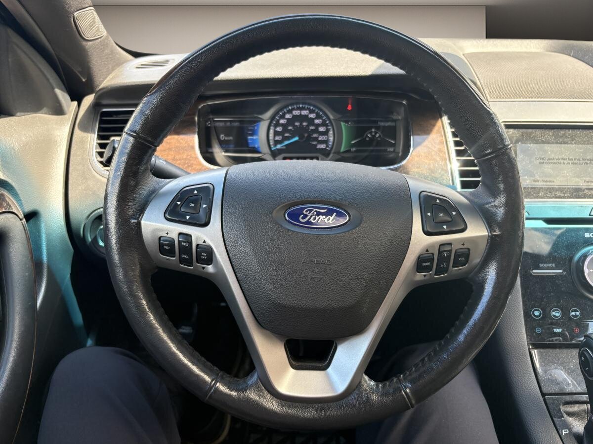 2018 Ford Taurus - Image 8