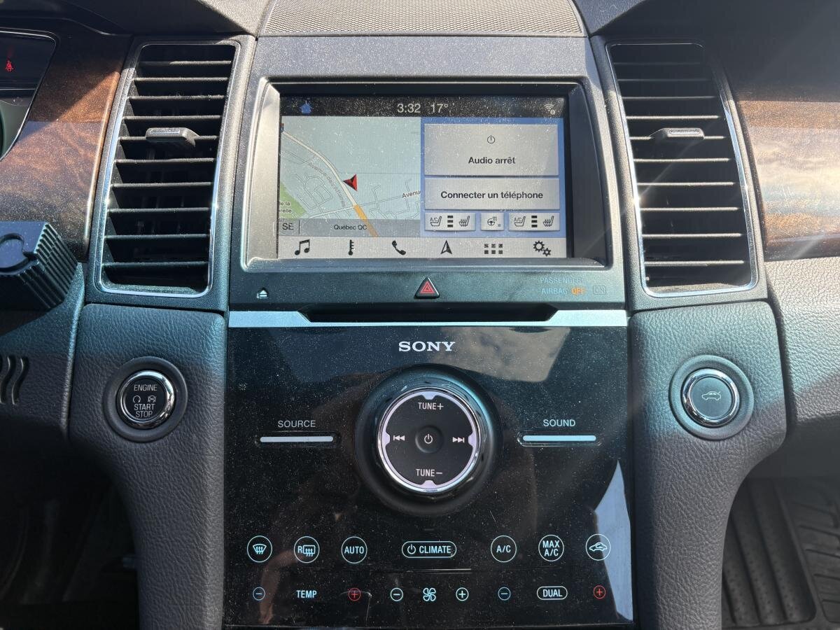 2018 Ford Taurus - Image 10