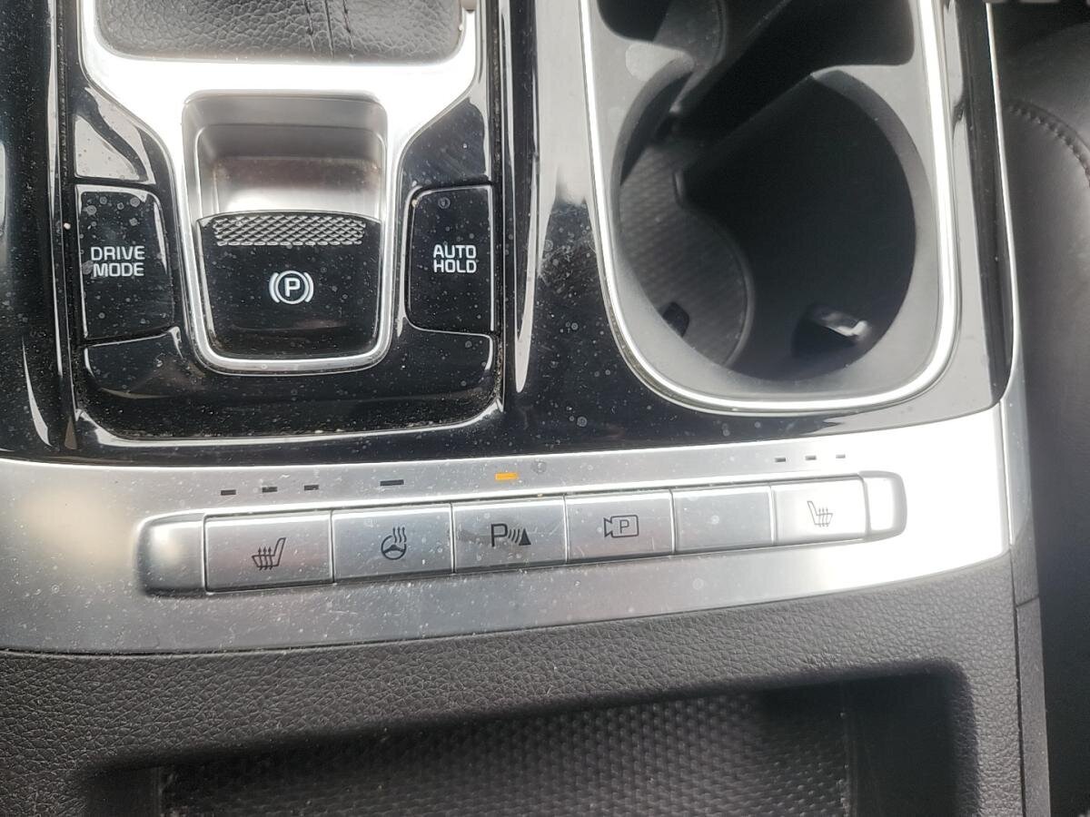 2023 Kia Carnival - Image 14