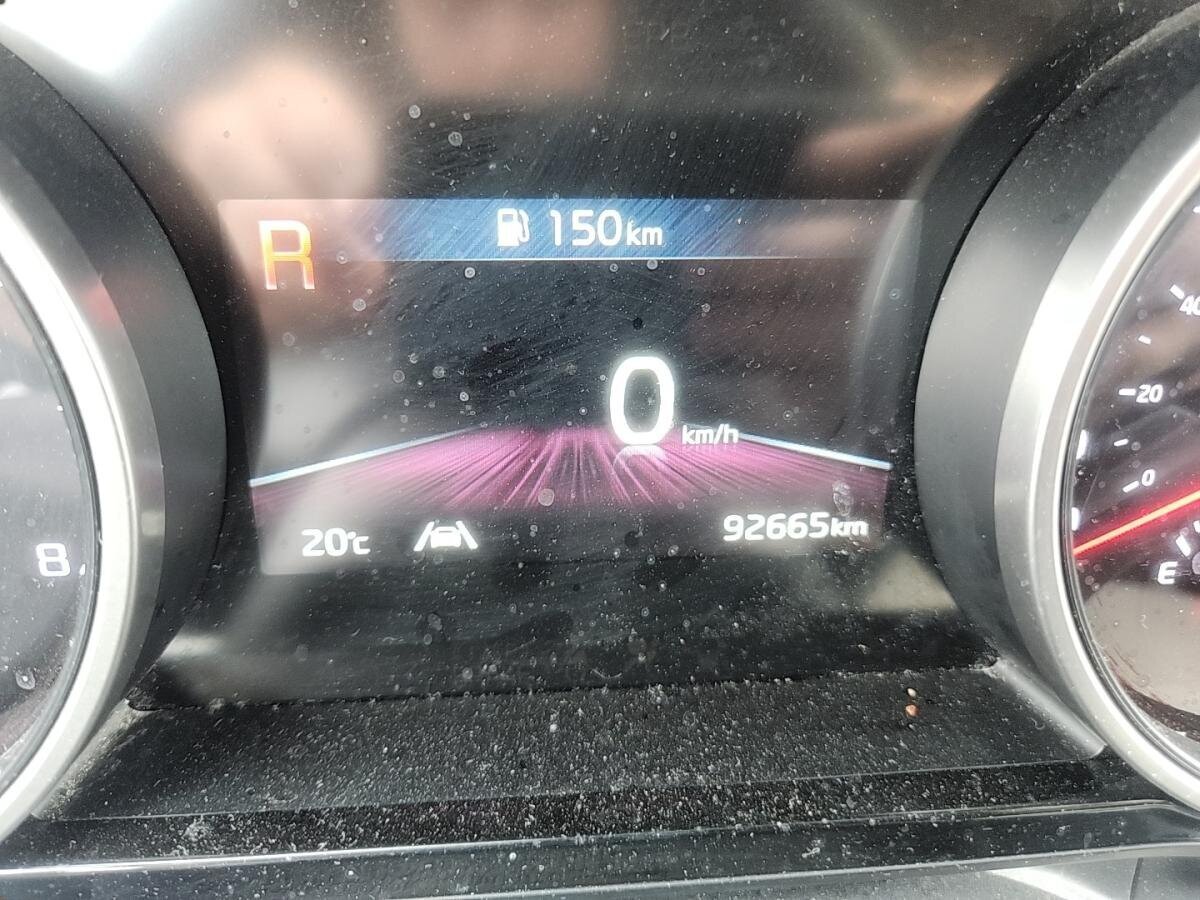 2023 Kia Carnival - Image 16