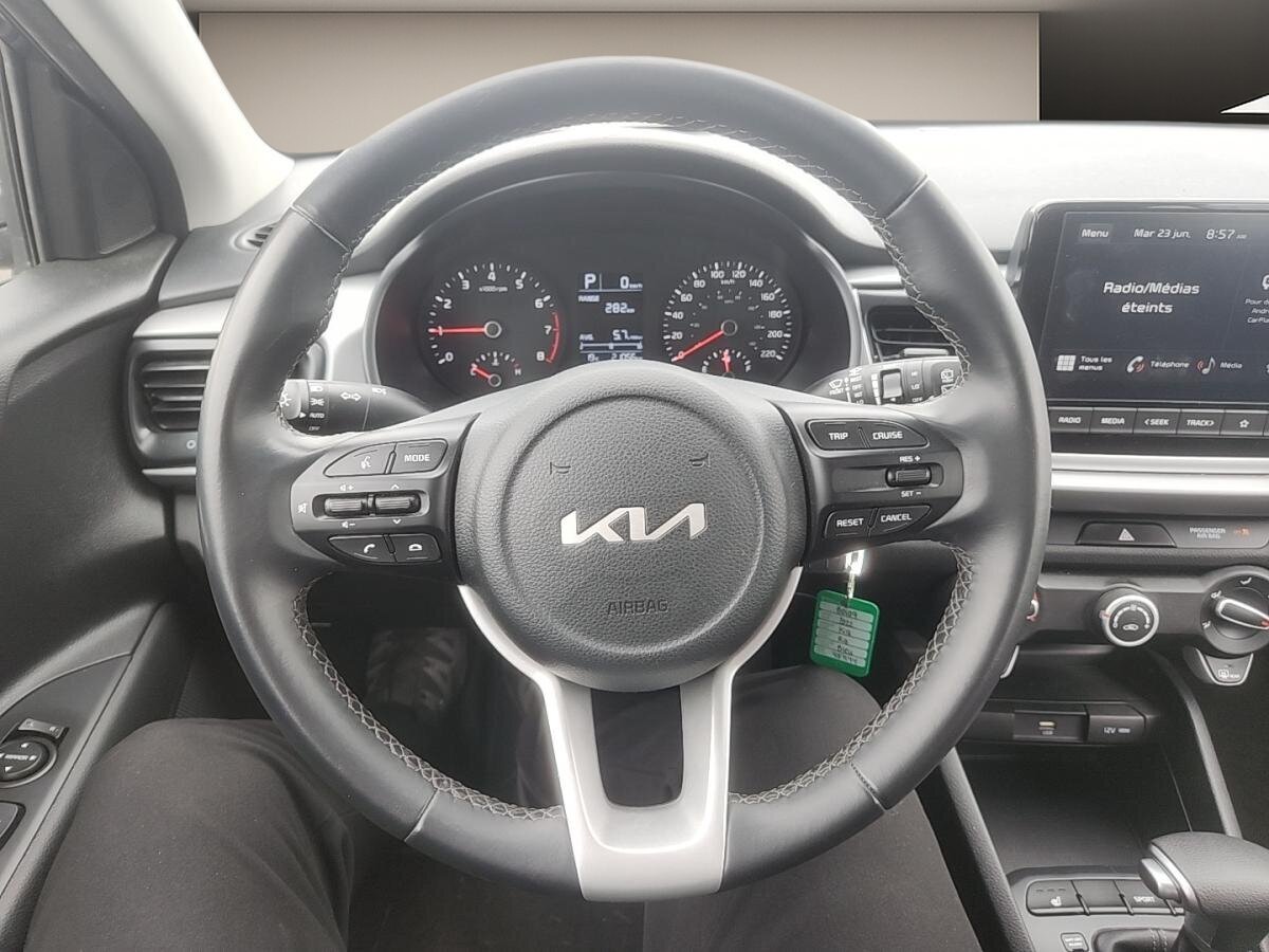 2022 Kia Rio5 - Image 8